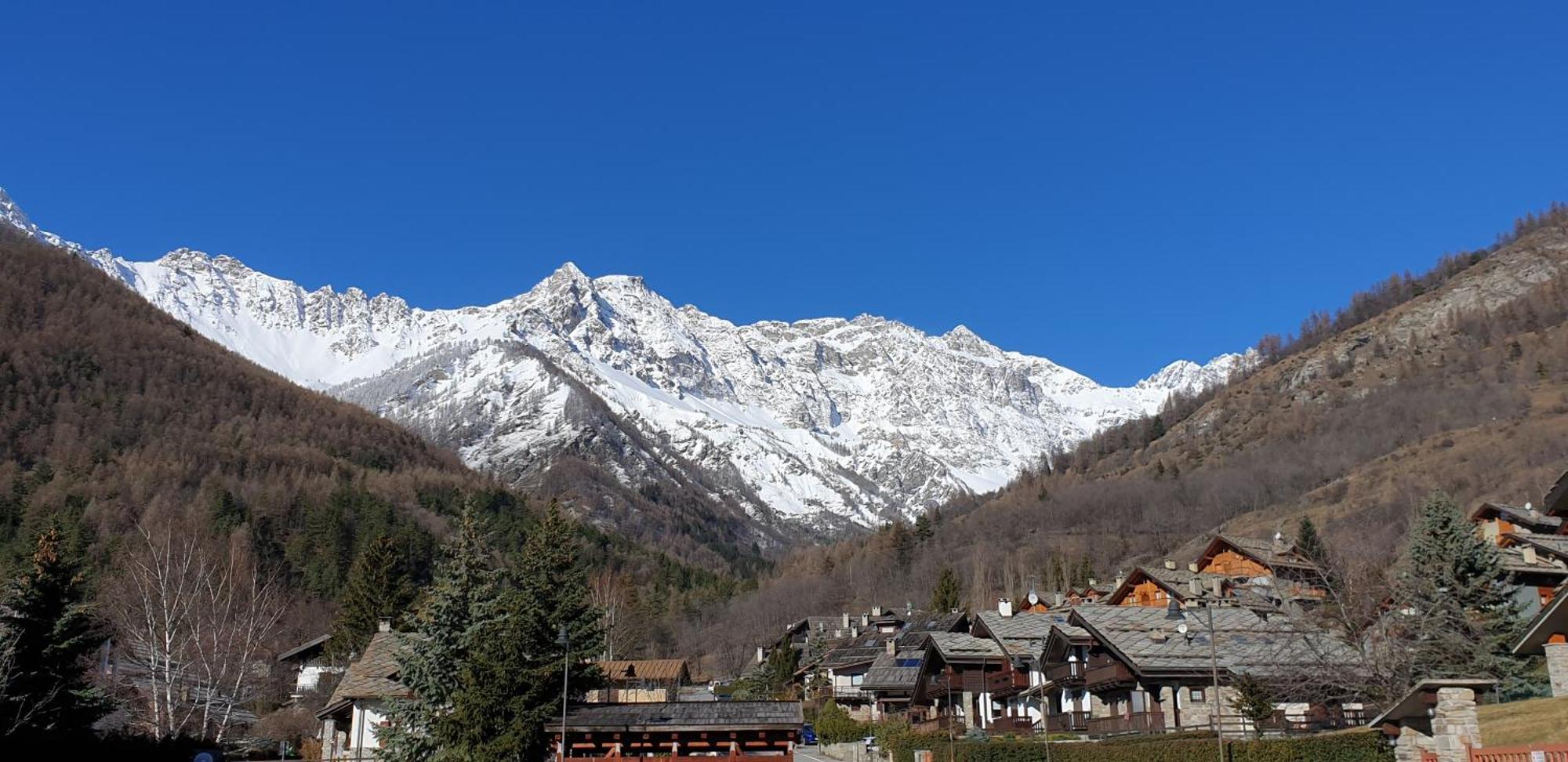 Casa Agnes Appartement Bardonecchia Buitenkant foto